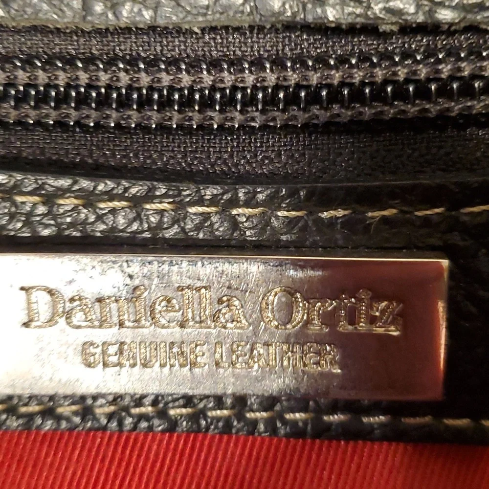 Daniella Ortiz leather Donn hobo bag
